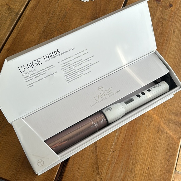 L’ange Lustre 32mm Titanium Digital Curling Wand - Picture 2 of 3